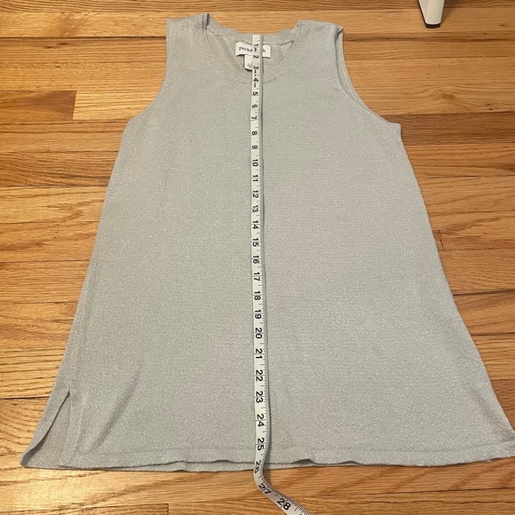 Peck & Peck silver sleeveless top - Picture 6 of 8